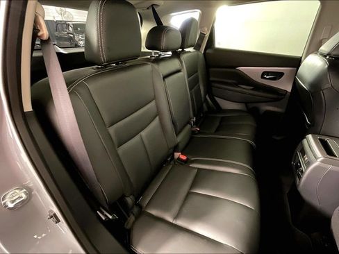 Used 2024 Nissan Murano SV w/ SV Midnight Edition Package FWD image 34