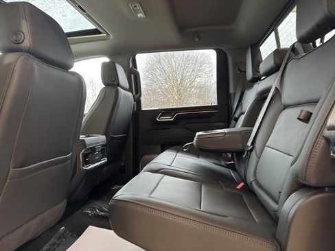 New 2026 GMC Sierra 3500 Denali w/ Denali Reserve Package image 32