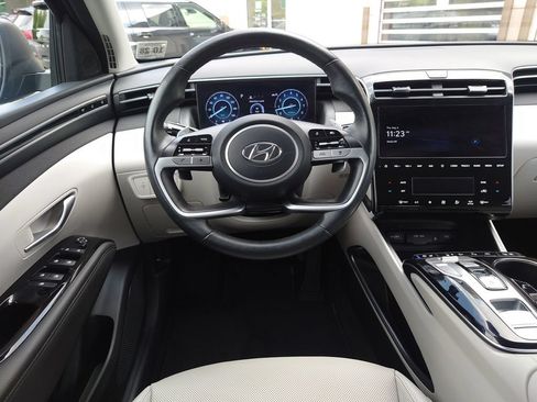 Certified 2024 Hyundai Tucson Limited AWD/4WD image 14