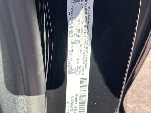 Used 2025 Chrysler Pacifica Select FWD image 20