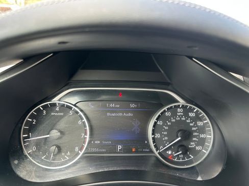 Used 2021 Nissan Murano SV AWD/4WD image 18
