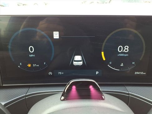 Used 2024 Hyundai Santa Fe Calligraphy image 17