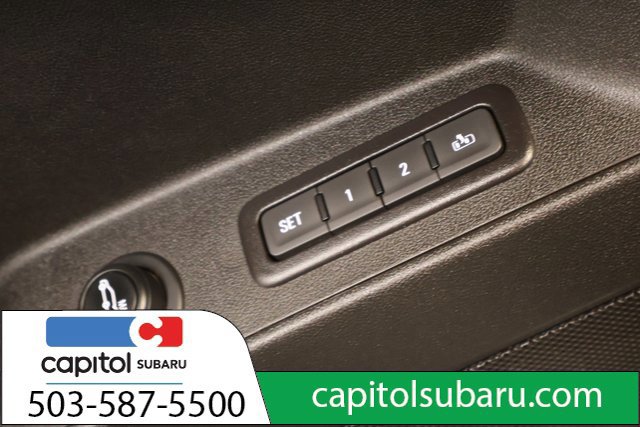 Used 2019 Chevrolet Equinox Premier AWD/4WD image 11