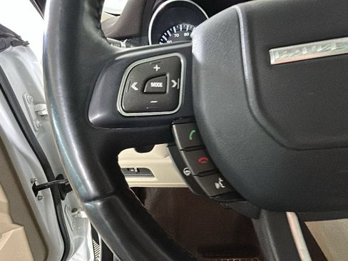 Used 2015 Land Rover Range Rover Evoque Pure Plus AWD/4WD image 17