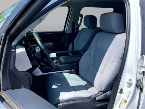 Used 2024 Toyota Tundra SR5 AWD/4WD image 7