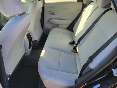 New 2026 Hyundai Kona SE image 9