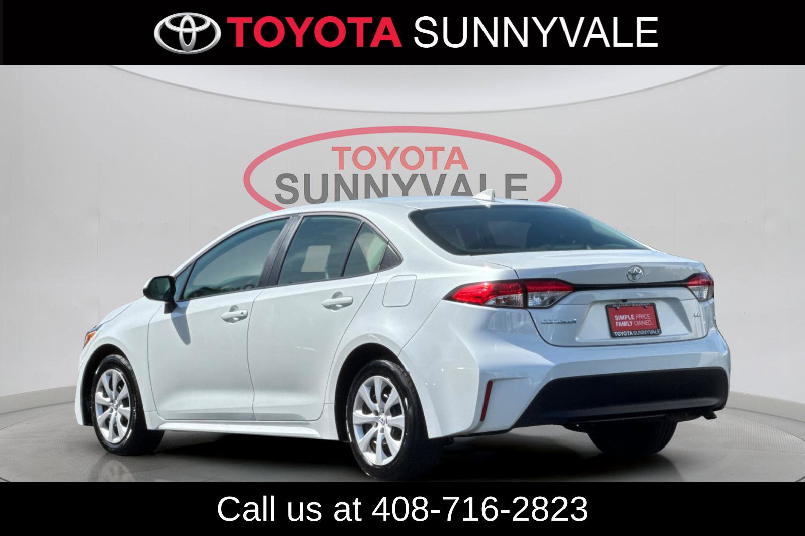 Used 2025 Toyota Corolla LE FWD image 7