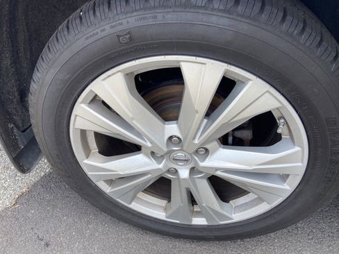 Used 2019 Nissan Pathfinder SL w/ SL Premium Package image 6