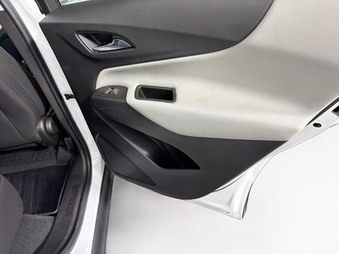 Used 2022 Chevrolet Equinox LT FWD image 30