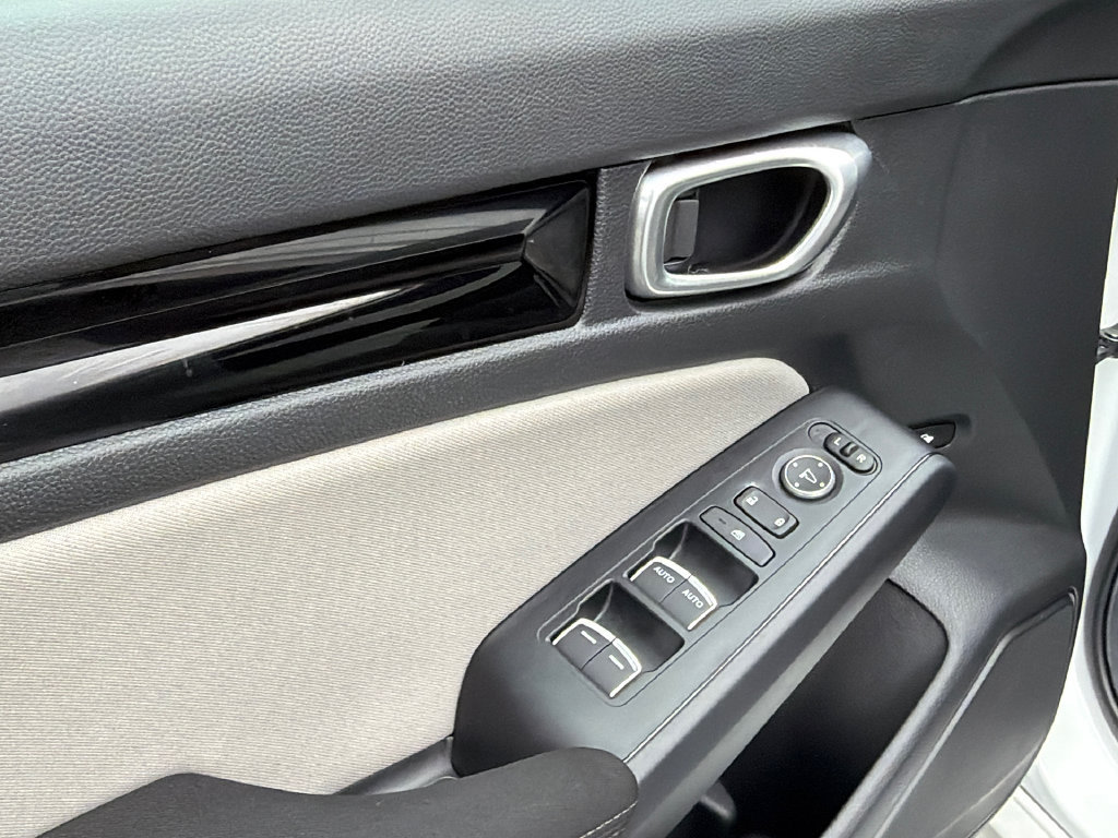 Used 2024 Honda Civic EX image 18