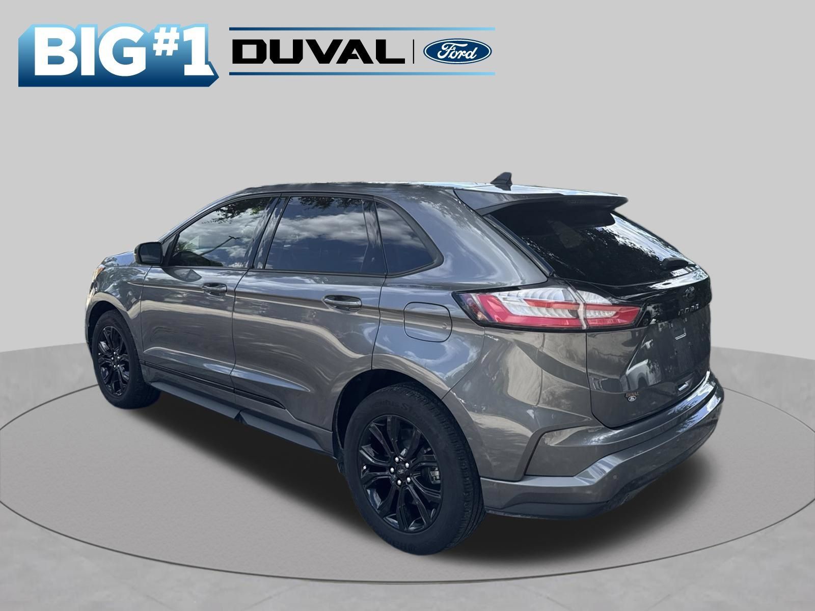 Used 2024 Ford Edge SE w/ Black Appearance Package AWD/4WD image 4
