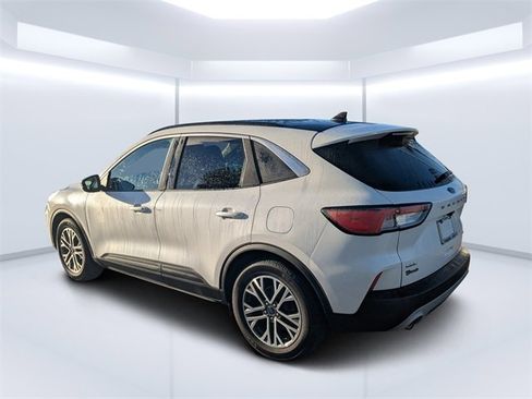 Used 2020 Ford Escape SEL image 5