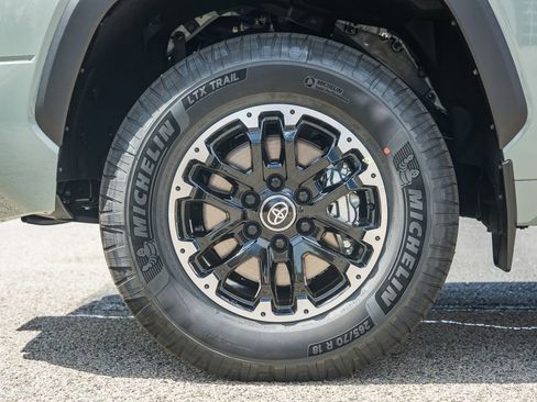 New 2026 Toyota Tundra SR5 image 18