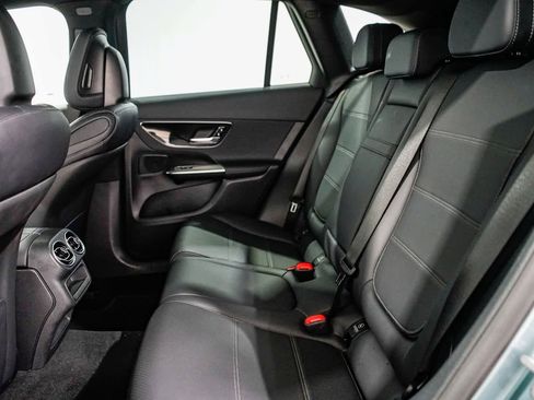 Used 2026 Mercedes-Benz GLC 300 image 18