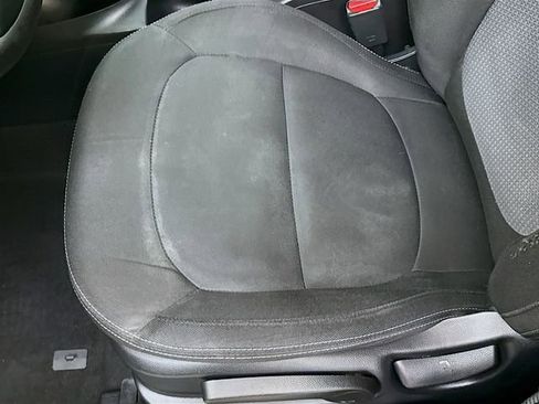 Used 2019 Kia Soul + image 18