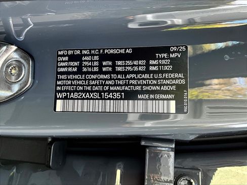 New 2025 Porsche Macan 4S Electric image 15