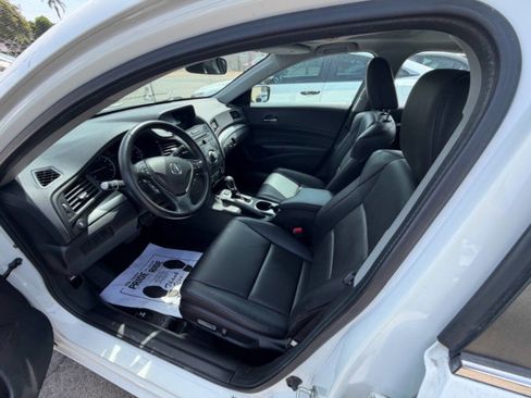 Used 2018 Acura ILX image 12