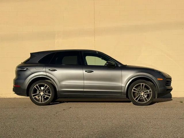 Used 2020 Porsche Cayenne AWD/4WD image 28
