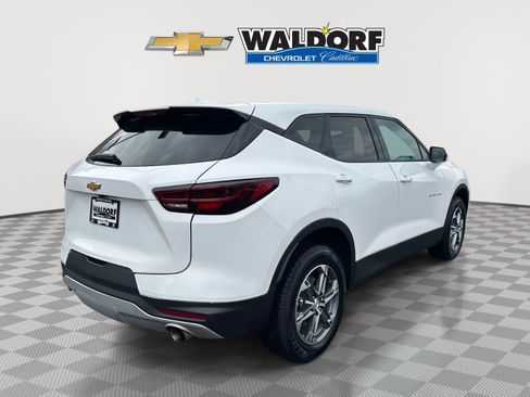 Used 2025 Chevrolet Blazer LT AWD/4WD image 6
