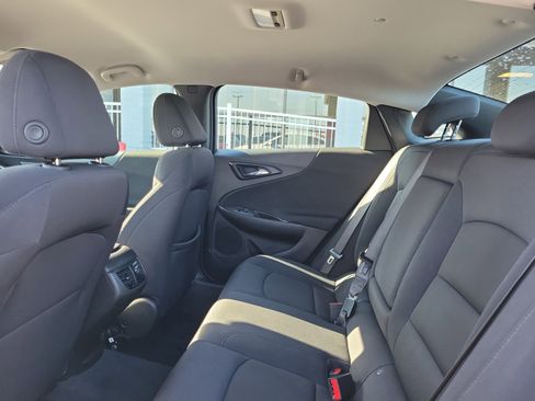 Used 2024 Chevrolet Malibu LT image 11