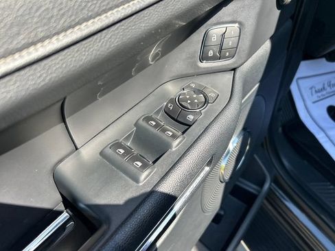 Used 2022 Ford Expedition XLT RWD image 11