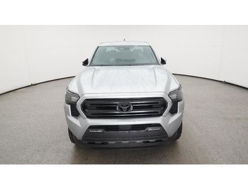 New 2025 Toyota Tacoma SR5 image 15