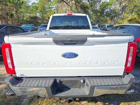 Used 2023 Ford F350 XLT w/ FX4 Off-Road Package image 5