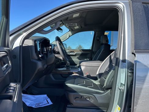 Used 2025 Chevrolet Silverado 1500 RST w/ Convenience Package II image 8