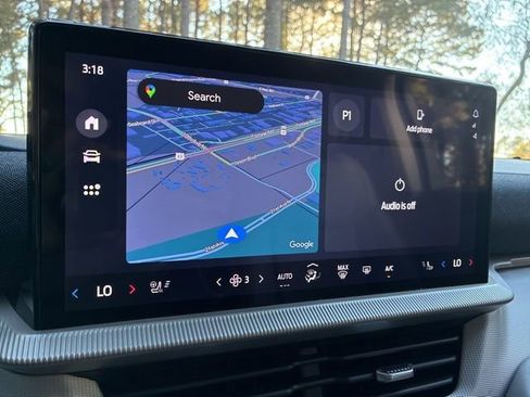 Used 2025 Ford Explorer Active w/ Active Comfort Package image 31