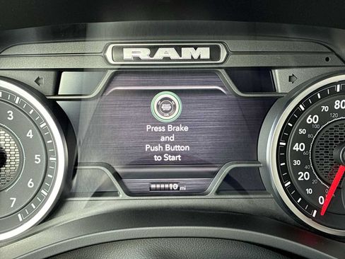New 2026 RAM 1500 Express AWD/4WD image 10