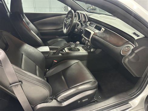 Used 2013 Chevrolet Camaro SS w/ SS Performance Package image 11