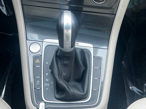 Used 2018 Volkswagen Golf Alltrack S image 29