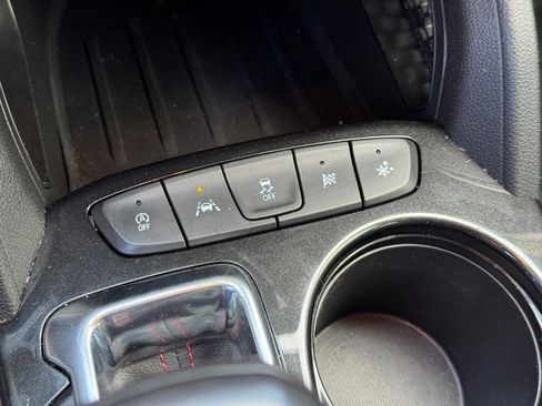 Used 2022 Chevrolet TrailBlazer RS image 21