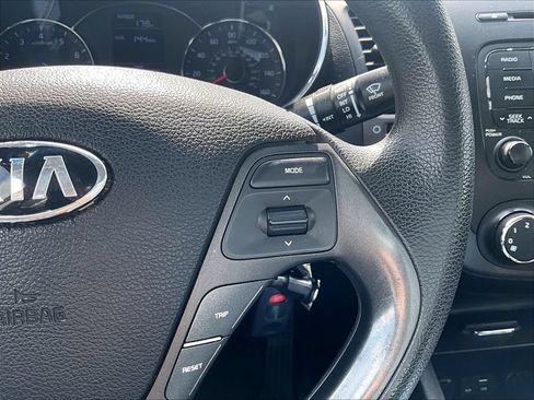 Used 2016 Kia Forte LX FWD image 20