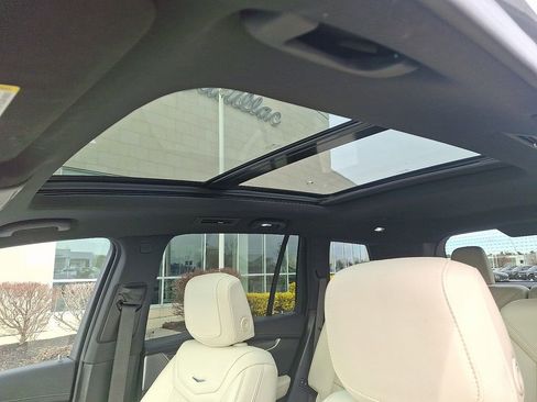 Certified 2023 Cadillac XT6 Sport image 16