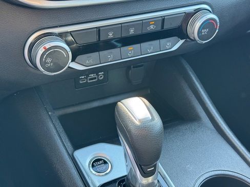 Certified 2025 Nissan Altima 2.5 SV image 21