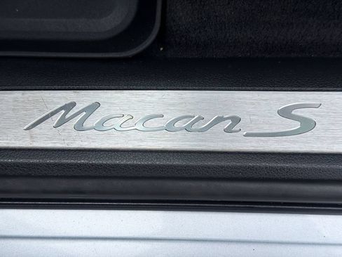 Used 2015 Porsche Macan S AWD/4WD image 22