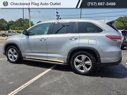 Used 2016 Toyota Highlander Limited Platinum AWD/4WD image 4
