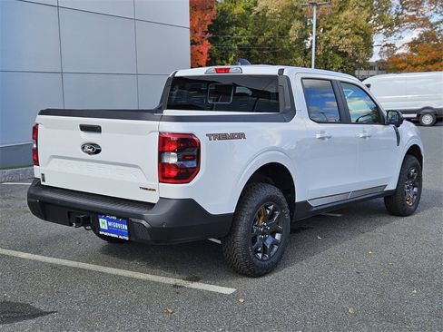New 2025 Ford Maverick Tremor image 5