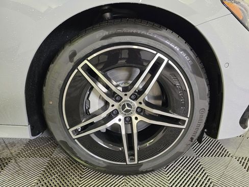 Used 2026 Mercedes-Benz E 350 4MATIC Sedan image 2