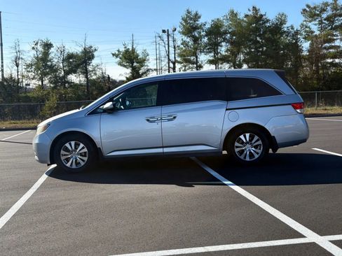 Used 2014 Honda Odyssey EX-L image 2