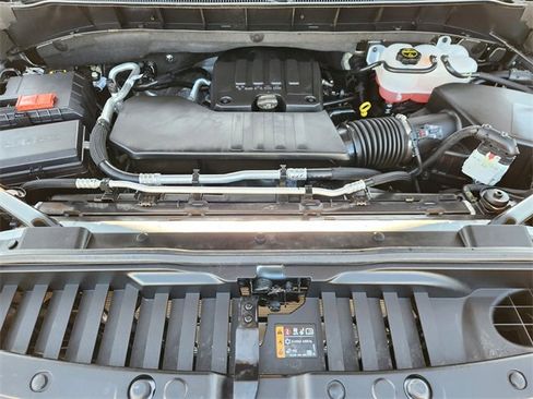 Used 2025 Chevrolet Silverado 1500 Custom image 31