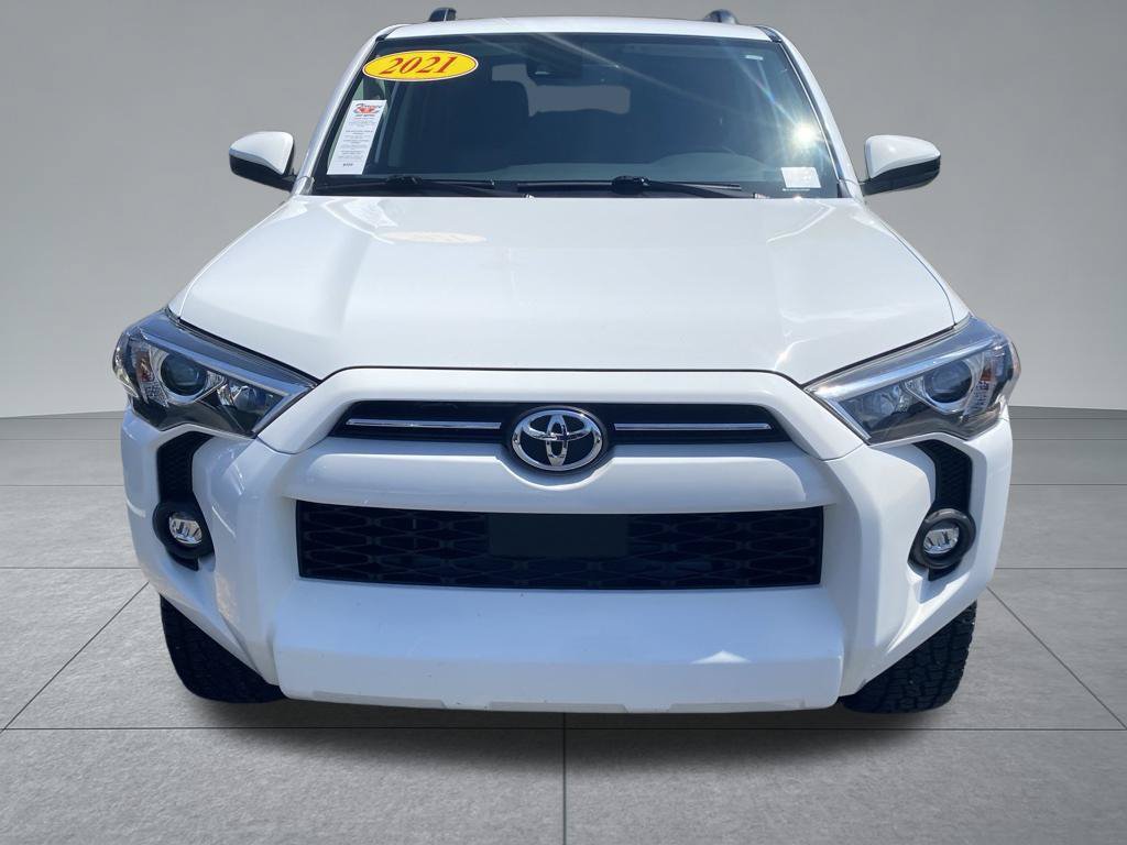 Used 2021 Toyota 4Runner SR5 AWD/4WD image 17