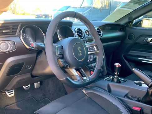 Used 2017 Ford Mustang Shelby GT350 image 14