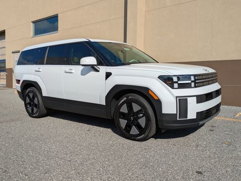 New 2026 Hyundai Santa Fe SE image 2