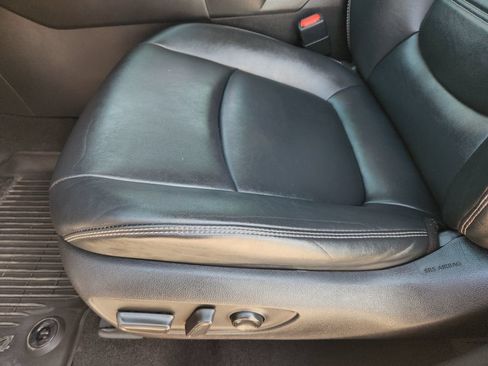 Used 2021 Toyota RAV4 XLE Premium AWD/4WD image 17