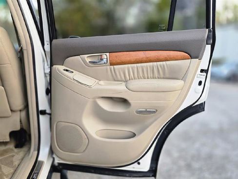 Used 2007 Lexus GX 470 image 33