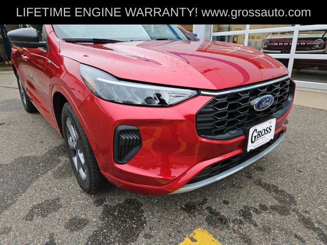 Used 2023 Ford Escape ST-Line w/ Tech Pack #1 AWD/4WD image 11
