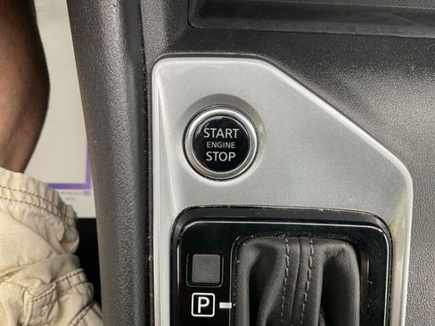 Used 2025 Nissan Altima 2.5 SV image 19