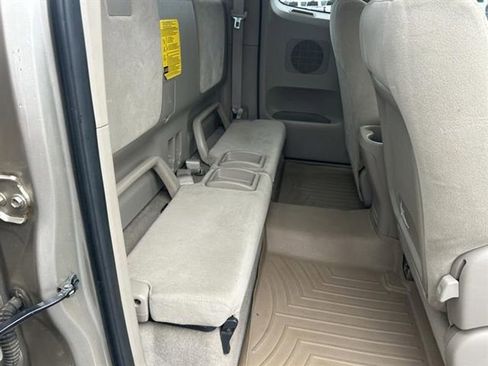 Used 2008 Toyota Tacoma PreRunner image 25